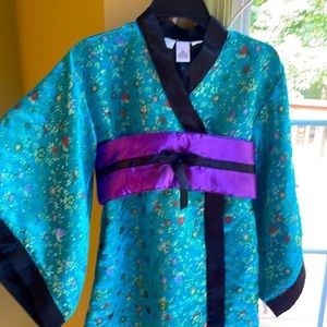 Asian Kimono (Mulan) Halloween costume. Girls size 4